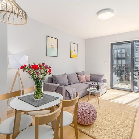 Rent Like Home - Apartamenty Kolo Brzegu & Mini Spa Kołobrzeg Habitación foto